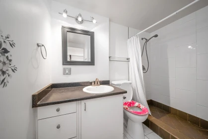 Pantry Photo of 750 Westview Crescent, Vancouver, BC