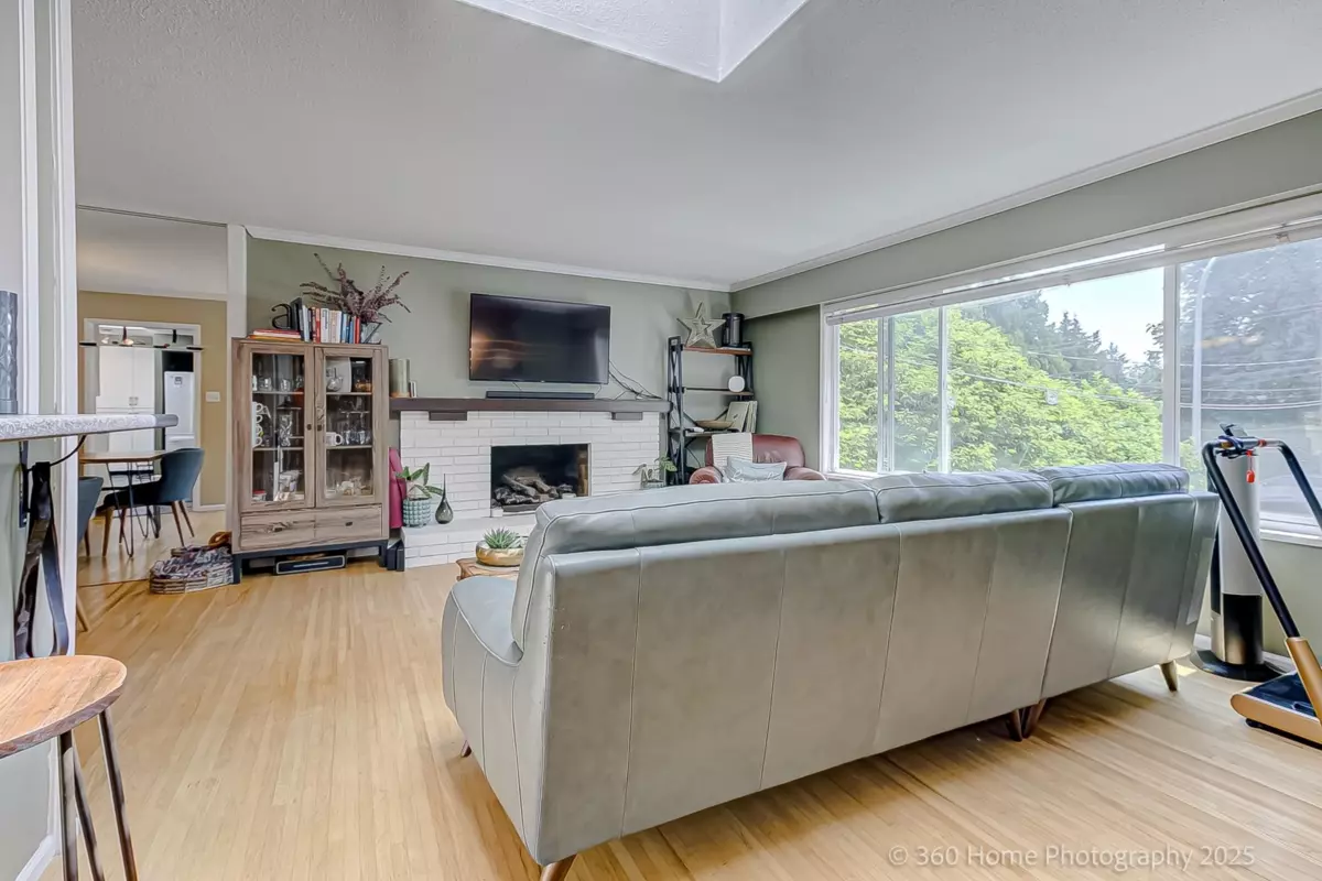 Family Room Photo of 5105 8a Avenue, Delta, BC