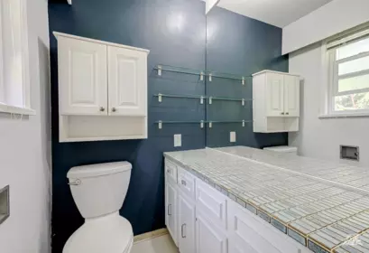 Powder Room Photo of 5105 8a Avenue, Delta, BC