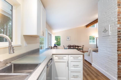 Kitchen Photo of 914 Gower Point Road, Gibsons, BC