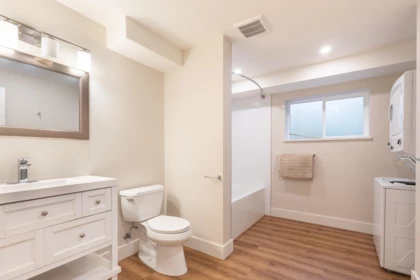 Mudroom Photo of 914 Gower Point Road, Gibsons, BC