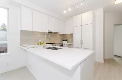 315 711 W 14th Street, North Vancouver, BC, North Vancouver — Apartment/Condo for sale