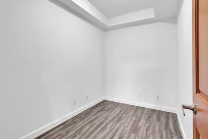 Entry Foyer Photo of 108 32445 Simon Avenue, Abbotsford, BC
