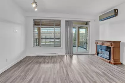 Primary Bedroom Photo of 108 32445 Simon Avenue, Abbotsford, BC