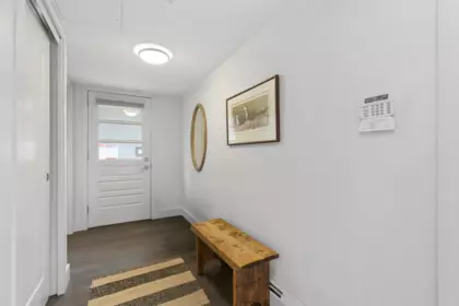 Office / Den Photo of 2 244 E 5th Street, North Vancouver, BC