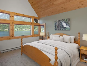Guest Bathroom Photo of 3319 Lakeside Road, Whistler, BC