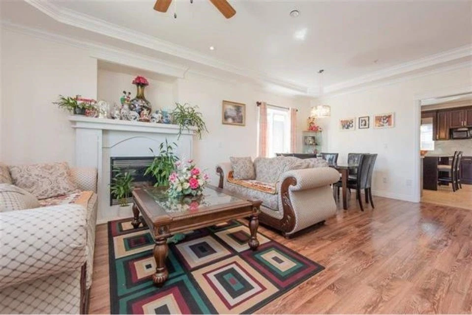 Family Room Photo of 2208 E 41st Avenue, Vancouver, BC