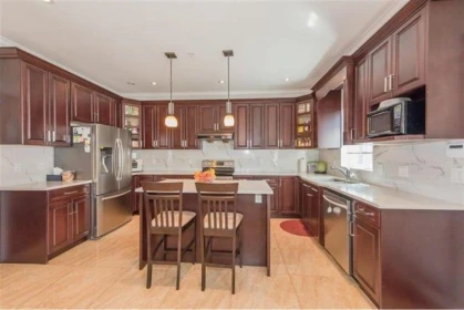 Kitchen Island Photo of 2208 E 41st Avenue, Vancouver, BC