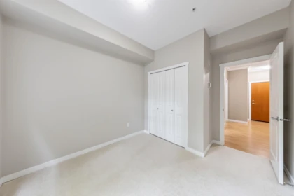 Bedroom 2 Photo of 107 33338 E Bourquin Crescent, Abbotsford, BC