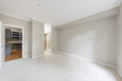 Laundry Room Photo of 107 33338 E Bourquin Crescent, Abbotsford, BC