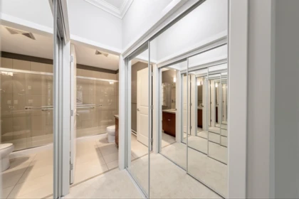 Mudroom Photo of 107 33338 E Bourquin Crescent, Abbotsford, BC