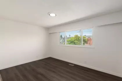 Guest Bathroom Photo of 4600 53 Street, Delta, BC