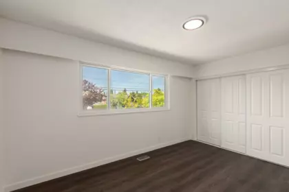 Powder Room Photo of 4600 53 Street, Delta, BC