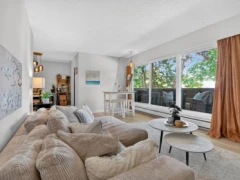 304 391 E 7th Avenue, Vancouver, BC