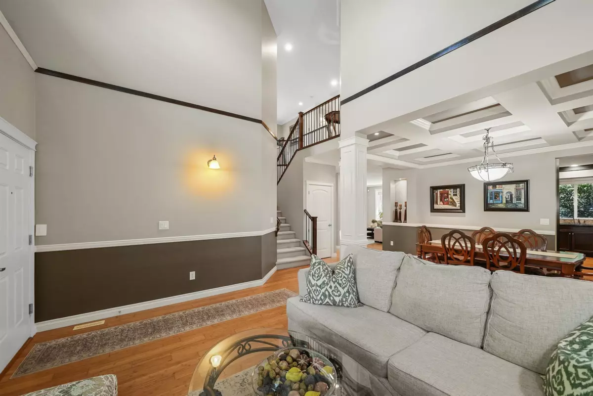 Family Room Photo of 17848 70 Avenue, Surrey, BC