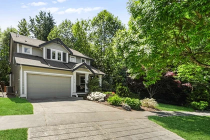 Hot Tub / Spa Photo of 17848 70 Avenue, Surrey, BC