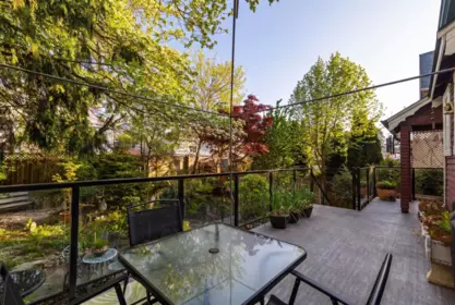 Garden / Landscaping Photo of 4578 Moss Street, Vancouver, BC