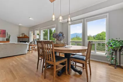 Breakfast Nook Photo of 3 47805 Extrom Road, Chilliwack, BC