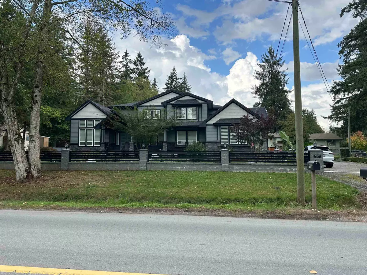 Family Room Photo of 17761 96 Avenue, Surrey, BC