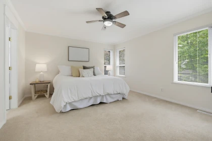 Basement Recreation Room Photo of 18158 68a Avenue, Surrey, BC