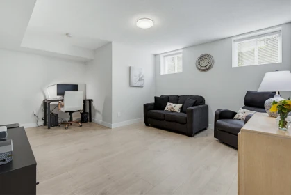 Hot Tub / Spa Photo of 18158 68a Avenue, Surrey, BC