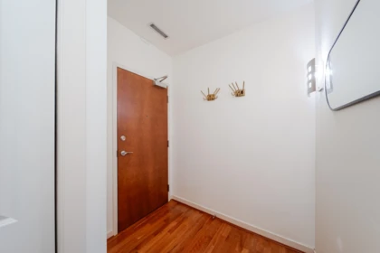 Powder Room Photo of 502 1333 W Georgia Street, Vancouver, BC