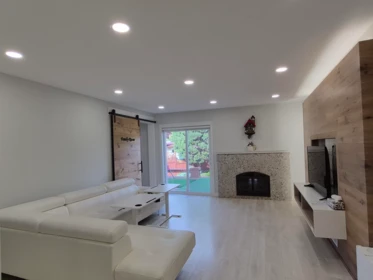 Basement Recreation Room Photo of 1858 Walnut Crescent, Coquitlam, BC
