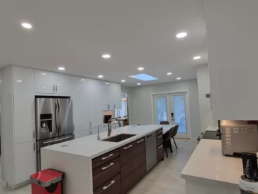 Kitchen Photo of 1858 Walnut Crescent, Coquitlam, BC
