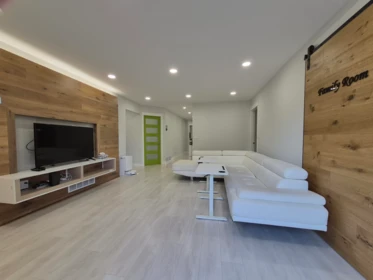 Mudroom Photo of 1858 Walnut Crescent, Coquitlam, BC