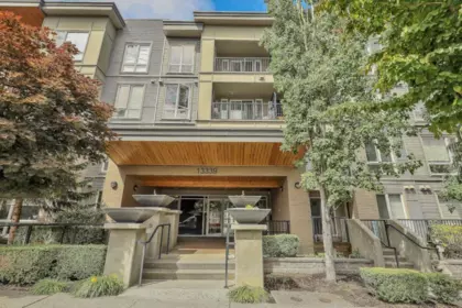 Hallway Photo of 316 13339 102a Avenue, Surrey, BC