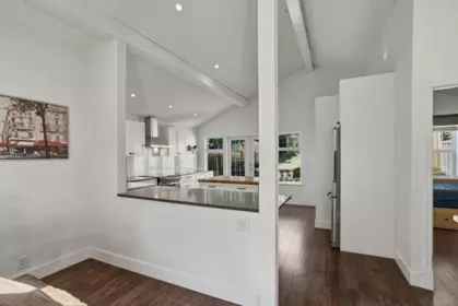 Breakfast Nook Photo of 3015 Royal Avenue, North Vancouver, BC