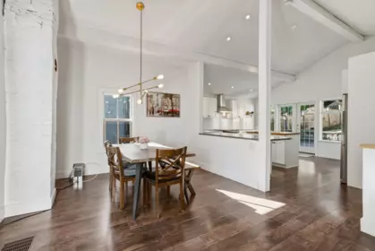 Kitchen Island Photo of 3015 Royal Avenue, North Vancouver, BC