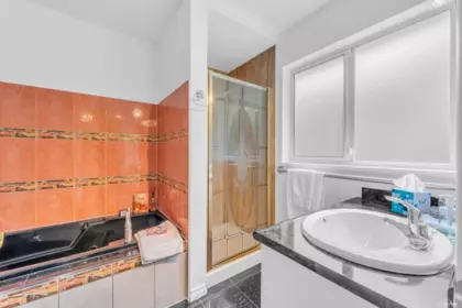 Basement Recreation Room Photo of 4317 Cliffmont Road, North Vancouver, BC
