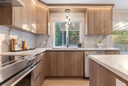 Kitchen Island Photo of 1535 Ostler Court, North Vancouver, BC