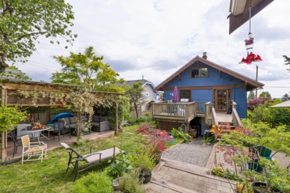 Hot Tub / Spa Photo of 534 E 7th Street, North Vancouver, BC
