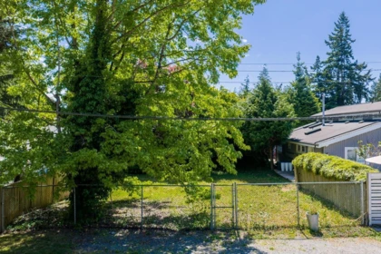 Outdoor Deck Photo of 12276 Agar Street, Surrey, BC