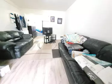 Basement Recreation Room Photo of 4984 10a Avenue, Delta, BC