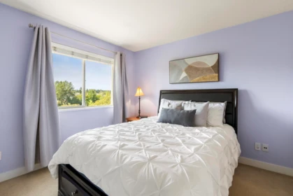 Guest Bathroom Photo of 414 15735 Croydon Drive, Surrey, BC