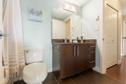 Laundry Room Photo of 414 15735 Croydon Drive, Surrey, BC