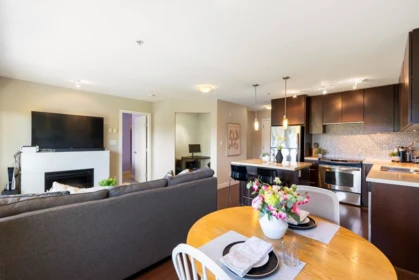 Pantry Photo of 414 15735 Croydon Drive, Surrey, BC