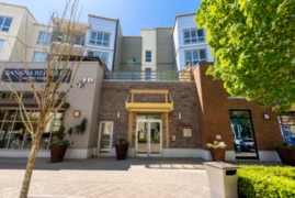 414 15735 Croydon Drive, Surrey, BC
