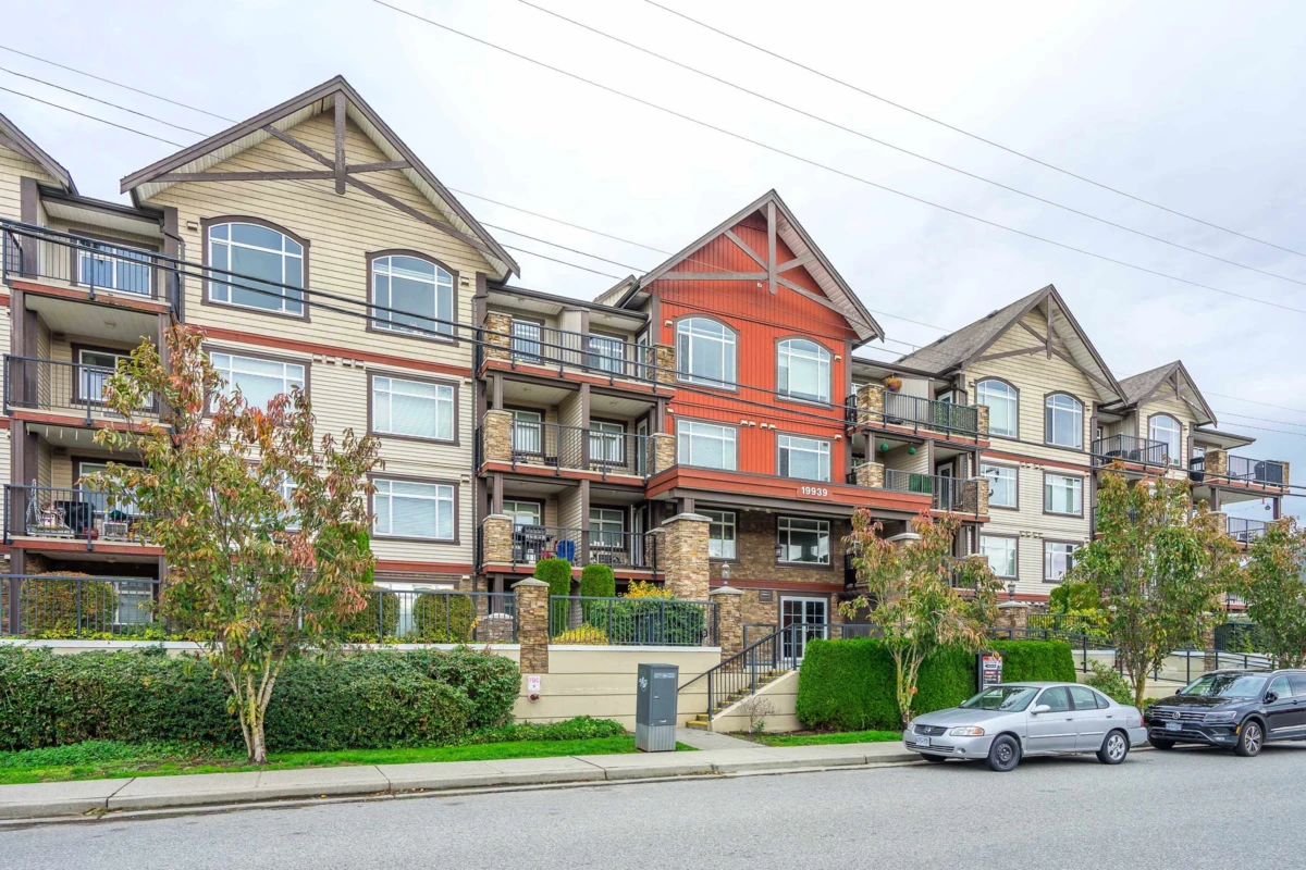 Family Room Photo of 317 19939 55a Avenue, Langley, BC