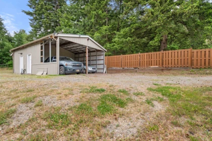 Outdoor Patio Photo of 64922 North Bend Post Office Road, Boston Bar, BC