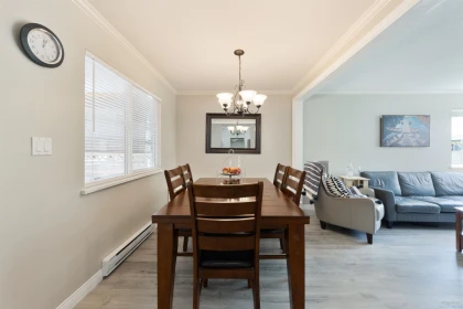 Kitchen Island Photo of 28 2986 Coast Meridian Road, Port Coquitlam, BC