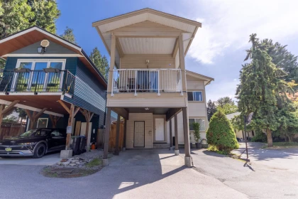 Swimming Pool Photo of 28 2986 Coast Meridian Road, Port Coquitlam, BC
