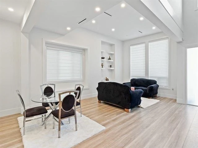 Living Room Photo of 17030 79a Avenue, Surrey, BC