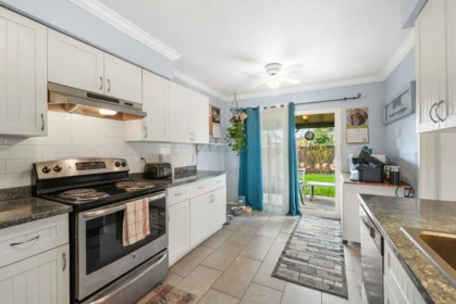 Pantry Photo of 19432 62 Avenue, Surrey, BC