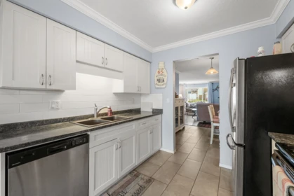 Primary Bedroom Photo of 19432 62 Avenue, Surrey, BC