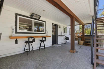 Hot Tub / Spa Photo of 876 Harris Place, Delta, BC