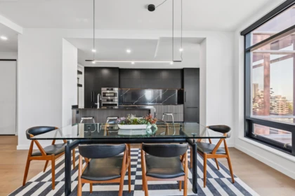 Kitchen Island Photo of 8C 1500 Alberni Street, Vancouver, BC